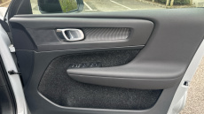 Volvo Xc40 2.0 D4 [190] R DESIGN 5dr AWD Geartronic Diesel Estate